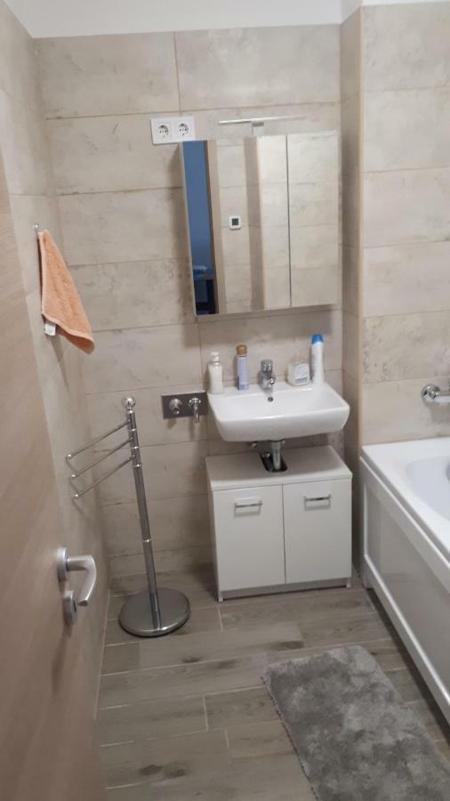 Lido Riviera Apartman Balatonlelle Exterior foto
